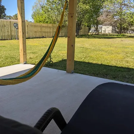 Cozy Home In Central Morehead 5Min From The Beach